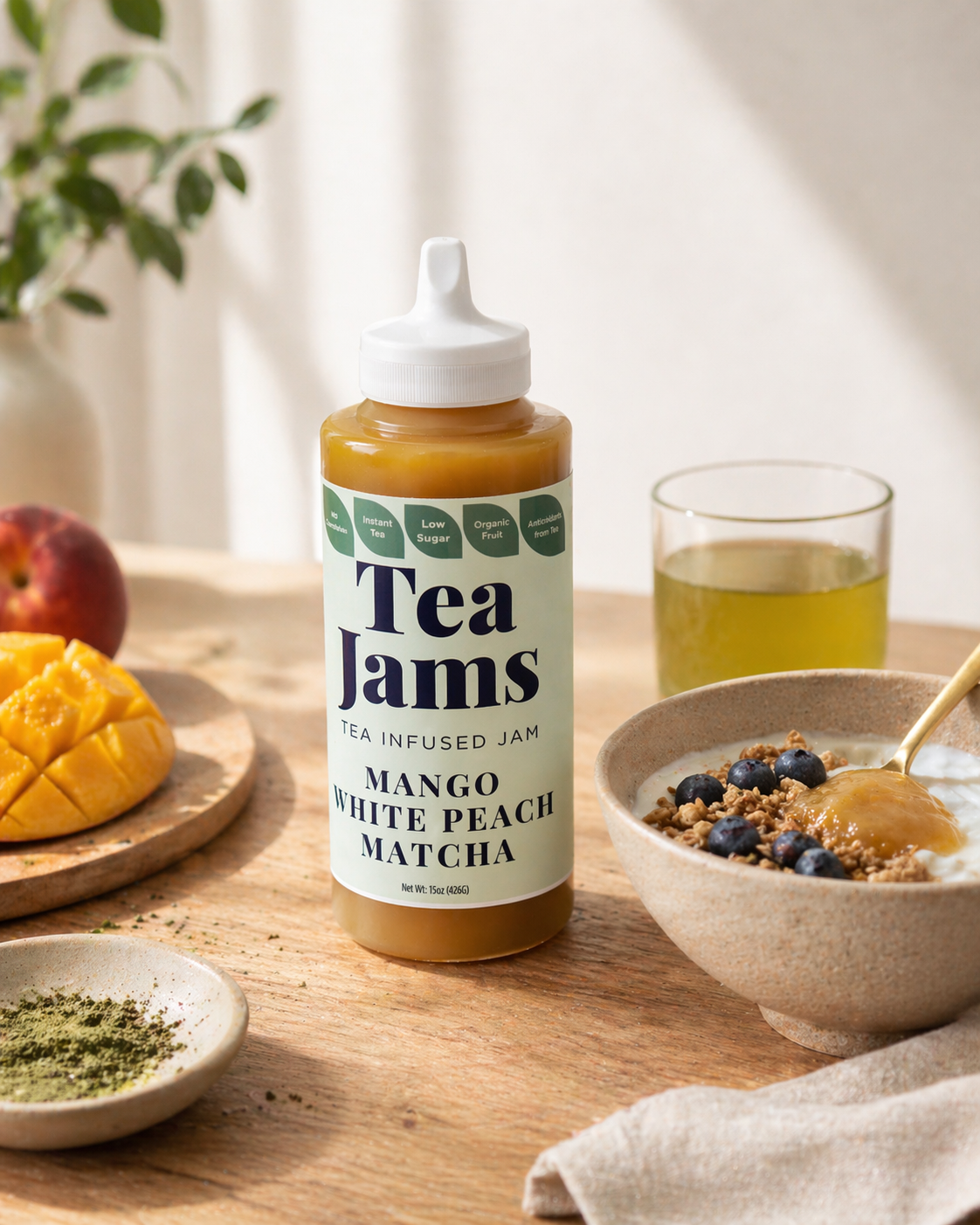 15oz Squeeze Bottle- Mango White Peach Matcha